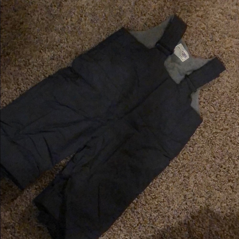 Snow suit